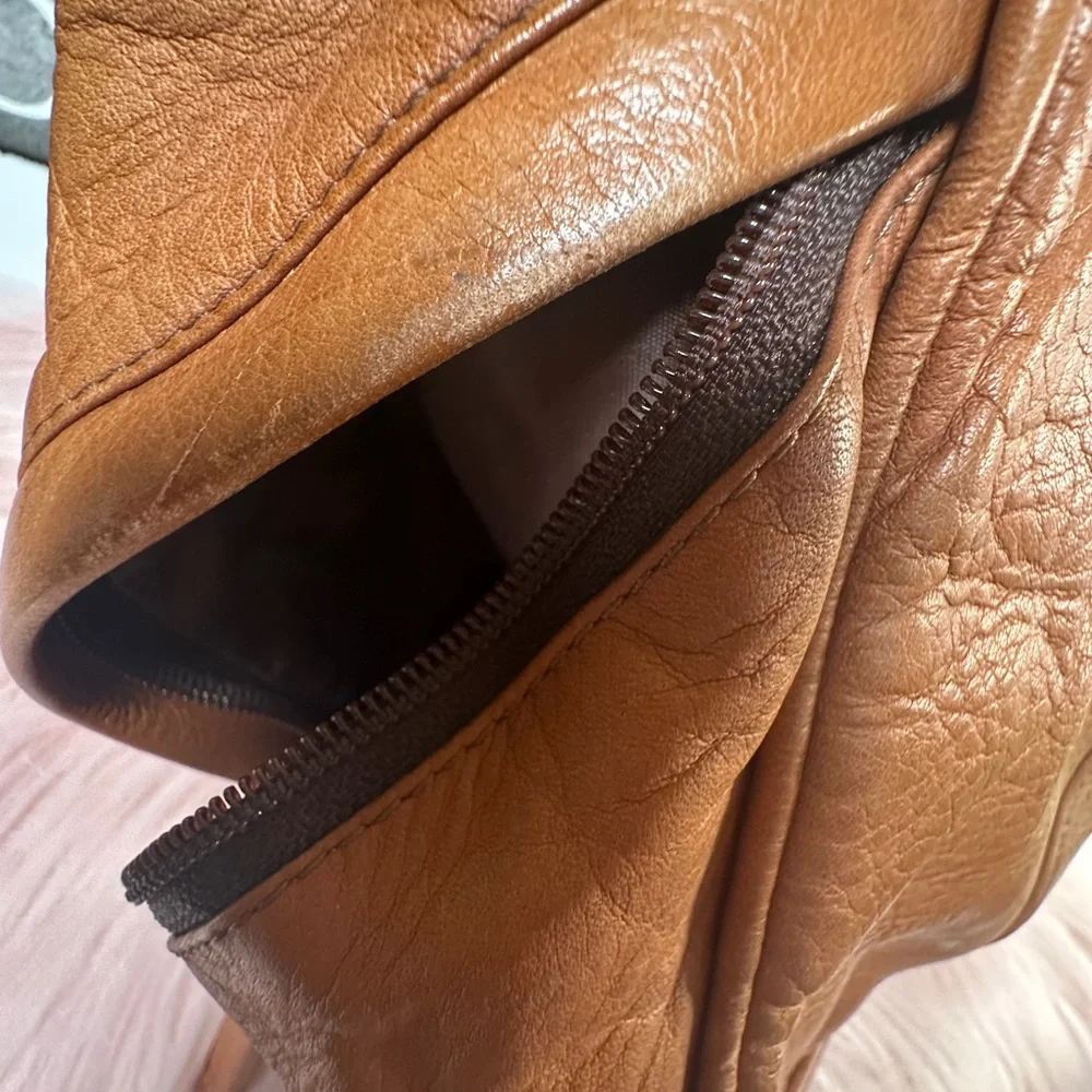 VINTAGE Geniune Leather Tote Bag Briefcase Carry On